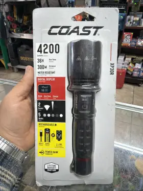 Coast 31203 Xp30r 4200 Lumen Rechargeable Flashlight