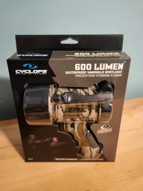 Cyclops Cyc-600wp-mo-w 600 Lumen Waterproof Handheld Spotlight - Mossy Oak Bottomland