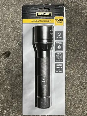 1006 Defiant 194767003982 1500 Lumens Led Slide-to-focus Aluminum Flashlight With 3 Modes