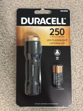8234-df250 Duracell Led Flashlight 250 Lumens 3 Aaa Batteries Included New
