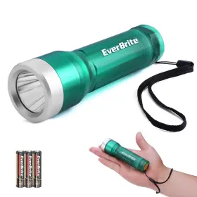 012072  Everbrite 300lm Led Flashlight 3 Aaa Batteries Lighting Modes Ip54 Flash Light