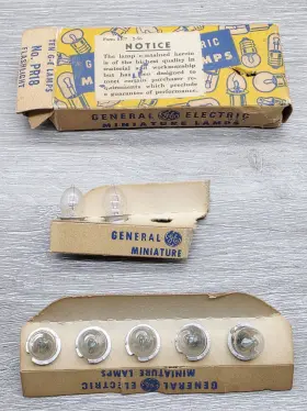 Eveready Pr18 5 Ge General Electric Flashlight Bulbs Searchlight Orginial Box
