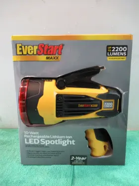 Everstart 814632014140 New Maxx 10w 2200 Lumens Rechargeable Lithium-ion Led Spotlight