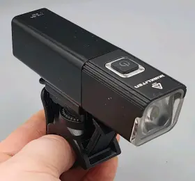 V10l-800 Ikirkliten Bicycle Flashlight 800 Lumens Adjustable Bright Powerful V10l-800 Ikirkliten Bicycle Flashlight 800 Lumens Adjustable Bright Powerful