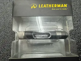 931009 Leatherman Rare Serac 1 Led Flashlight In Factory Sealed Box Hard To Find One