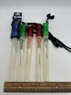 Life Gear 819671014540 Night Walker Led Flashlight And Glow Sticks Lot Of 5 Needs Batteries