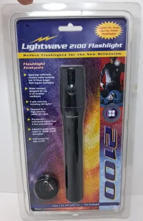 Lightwave 760050210001 2100 Flashlight Solid-state Light Emitting Diodes Water Resistant New