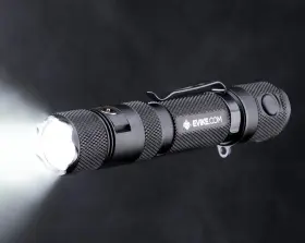 Lumen E9r-g4 Exclusive Powertac 2550 Rechargeable Tactical Edc Flashlight