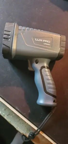 Lux.pro 812436018609 Luxpro Lp860 Rugged Spotlight 300 Lumens Aa Batteries # Modes