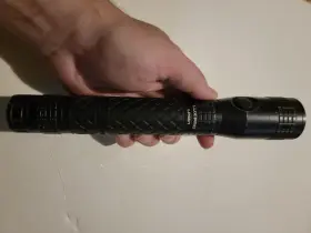 Lux.pro Lp493 Lp491 Full Size Ultra-bright Led Flashlight Black