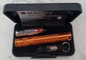 Mag-lite 121-000-981 Maglite Flashlight Incandescent Solitaire 1-cell Aaa Amber With Gift Pres Box