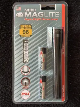 M2a016l Mag-lite Mini Maglite Super Bright Xenon Lamp Flashlight Brand-new Factorysealed 2cell Aa M2a016l Mag-lite Mini Maglite Super Bright Xenon Lamp Flashlight Brand-new Factorysealed 2cell Aa