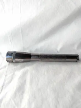 Mag-lite Tc000238271 Mini Maglite Led Flashlight Mag-lite Gray Made In Usa Tested Works 6.25 Inch Lg