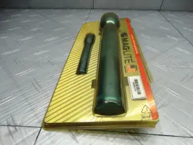 101-000-942 Mag-lite X01116 3-cell D And 2-cell Aa Flashlight Pack / #2