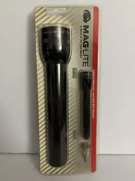 Mag-lite X05016 New Maglite 2 D Cell 10 Inch And Aaa Mini Black Flashlight Bundle
