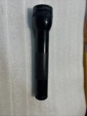 Maglite 5656 10 Inch Black Heavy-duty Incandescent Flashlight
