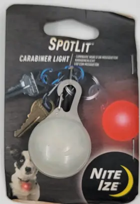 Slg-10-r6 Nite Ize Spotlit Carabiner Light Glow Or Flash Push On/off Battery Powered