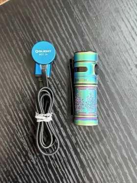 Olight 972378125323 Baton 3 Seasons Limited Edition Spring- Led Flashlight 1200 Lumens Olight 972378125323 Baton 3 Seasons Limited Edition Spring- Led Flashlight 1200 Lumens