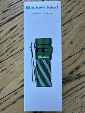Olight 975498000846 Baton 3 Christmas Green Sold Out