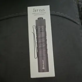 Olight I5t-eos-ggry I5t Eos Gunmetal Grey 300 Lumens Tail Switch Waterproof Led Flashlight