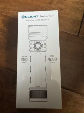 M51609422 Olight Seeker 3 Pro Stars And Stripes Edition 4200 Lumens 250m Flashlight