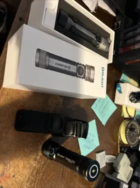 Olight Seeker3 Seeker 4 Pro Silver Plated Bronze Le And Flashlights