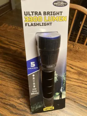Police Security 98994 Ultra Bright 3300 Lumens Flashlight #98994 New/sealed