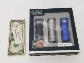 60116s0bk-340 Saddlebred - Mens Gift Box Of Everest Flashlights 3-pack Black Silver And Blue
