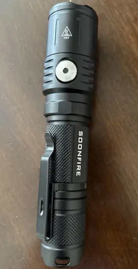 Soonfire Mx65 Tactical Flashlight 1060 Lumens Built-in A Fast Charging Rechargeable Le