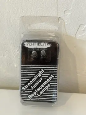 Streamlight 080926704008 New Lof Of 2 Junior Jr. Replacement Lamp Lamps Oem - A1