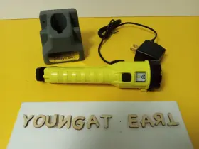68793 Streamlight Dualie Rechargeable Flashlight Bundle #68793 Fluorescent Yellow