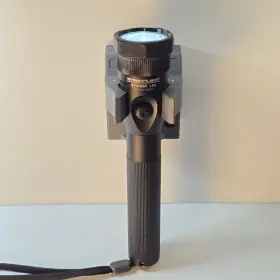 Streamlight C4-228050 Stinger Led Flashlight With Ac Charger