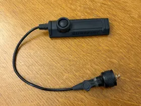 Surefire Ue-sr07-blk M300 M600 Scout Light Sr07 Tape Switch Ue Tail Cap Assembly