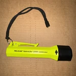 Pelican Sabrelite 2000 Xenon Submersible Flashlight. Fixed Price $59.99.